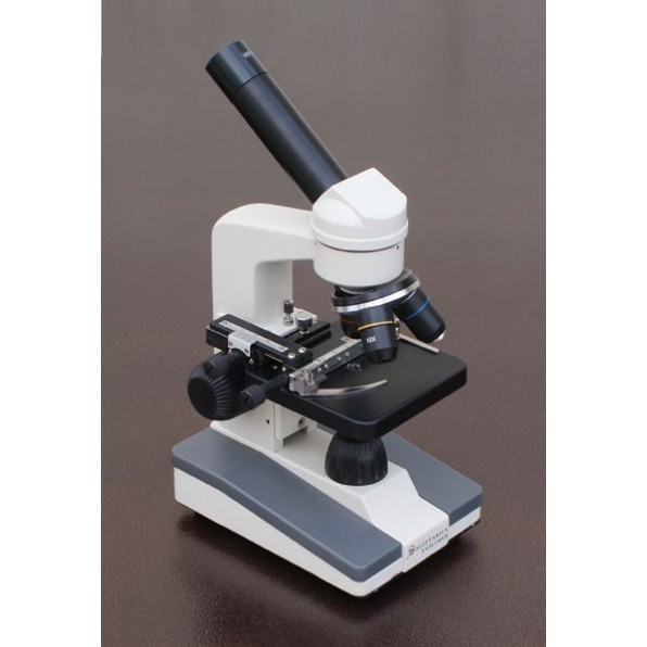 Mikroskop Explorer. 3 - obiektywowy. pow.:640x